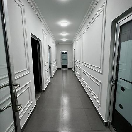 Domino Yerevan Hostel And Hotel Exterior photo
