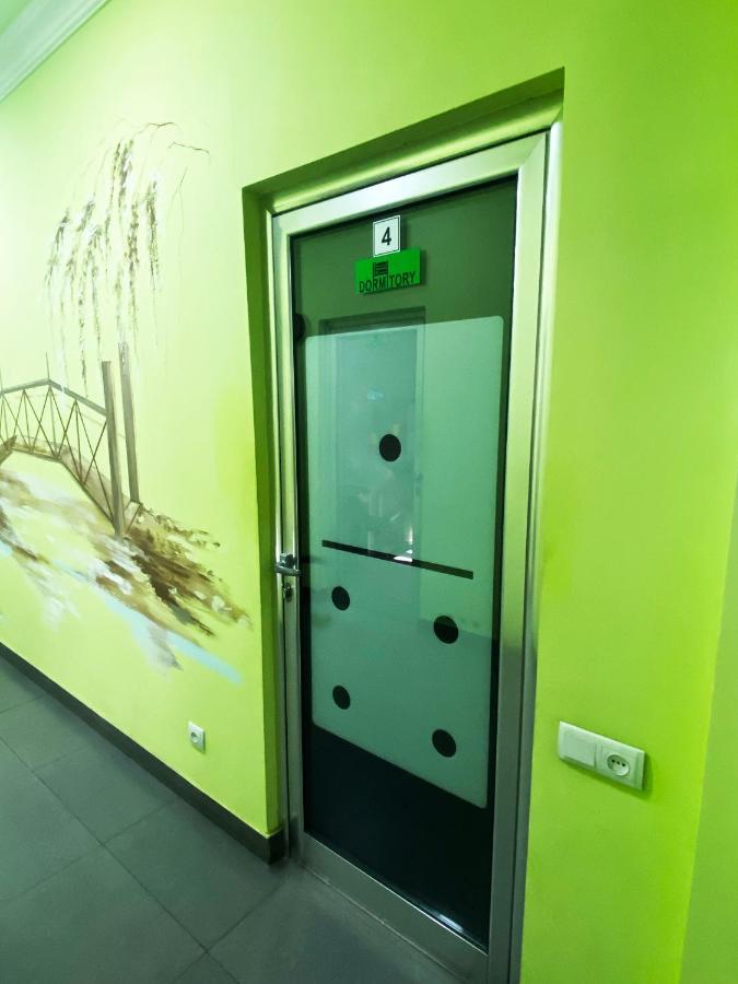 Domino Yerevan Hostel And Hotel Exterior photo